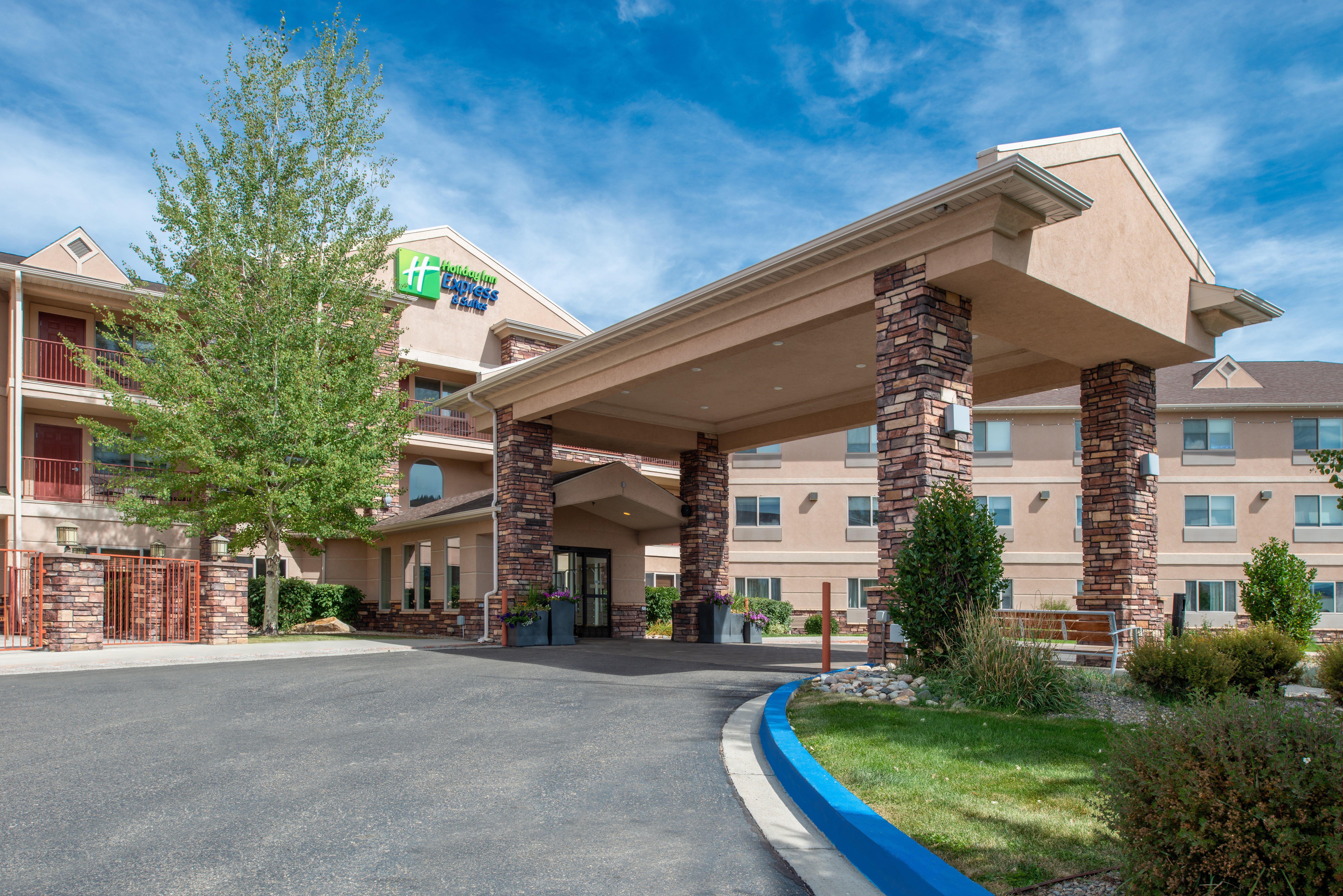 Holiday Inn Express Hotel & Suites Gunnison, An Ihg Hotel Exterior photo